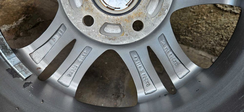 Комплект 4 алуминиеви джанти 16" 5x100 ET40 с гуми Bridgestone Turanza 235/60 R16 XL