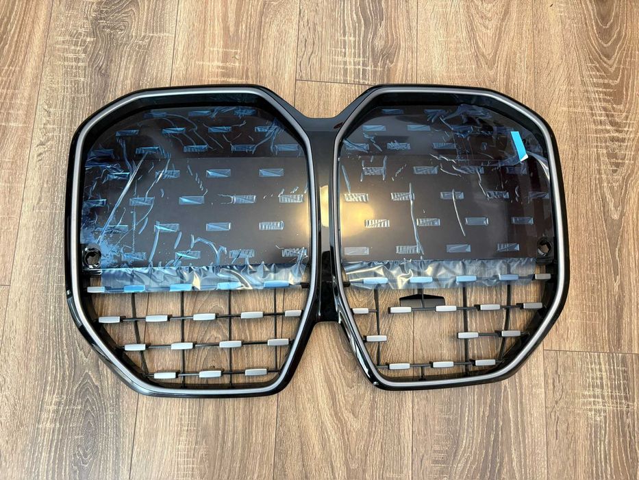 Grila bara fata BMW I4