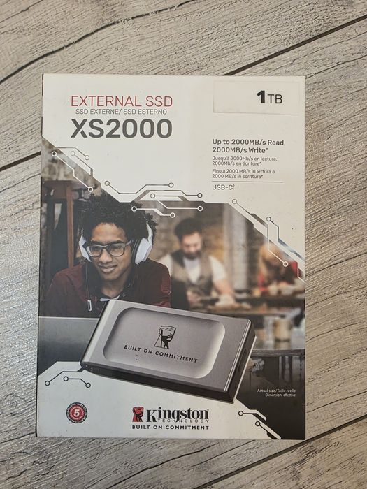 Внешний SSD Kingston XS2000 1TB