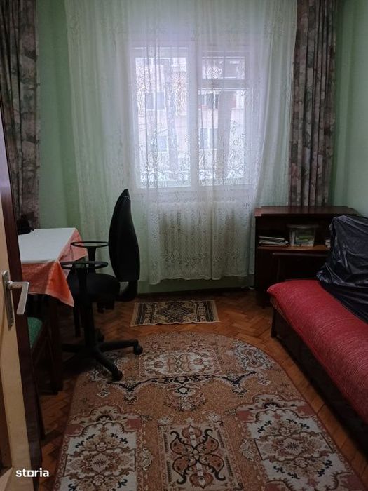 Vanzare apartament cu 3 camere str Gr Alexandrescu