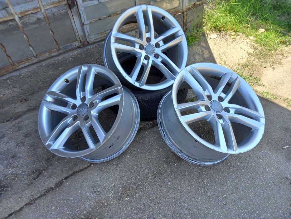 Vând jante R18 Audi S line originale, Vw sau Skoda prindere( 5x112)