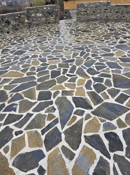 Piatra naturală pentru pavaj – frumoasă și rezistentă!