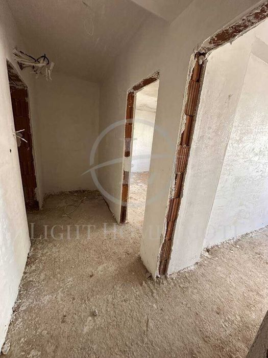 Продава се Двустаен апартамент в Пловдив, Център - 60 кв.м за 706 €/кв.м - Снимка #5