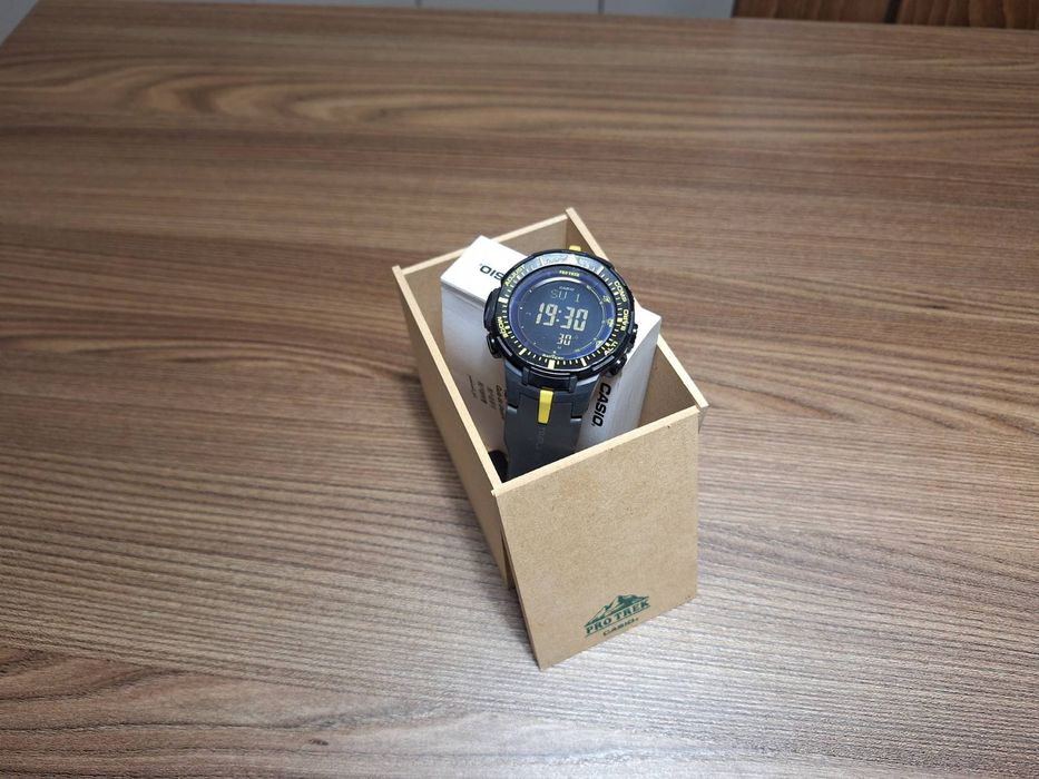 Часовник Casio PRG-300-1A9