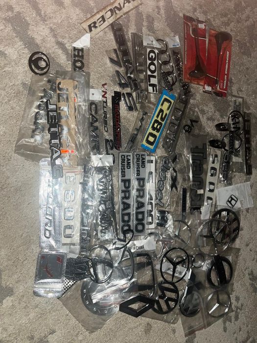 Продам шилдики для авто