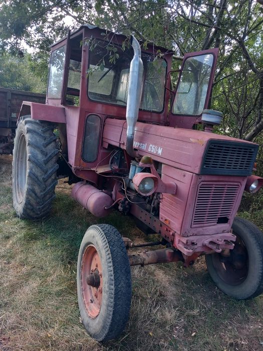 Tractor universal u650
