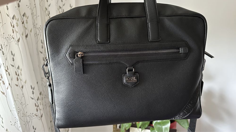 Vând geantă tip servietă KARL Lagerfeld