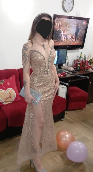 Бална рокля по тялото