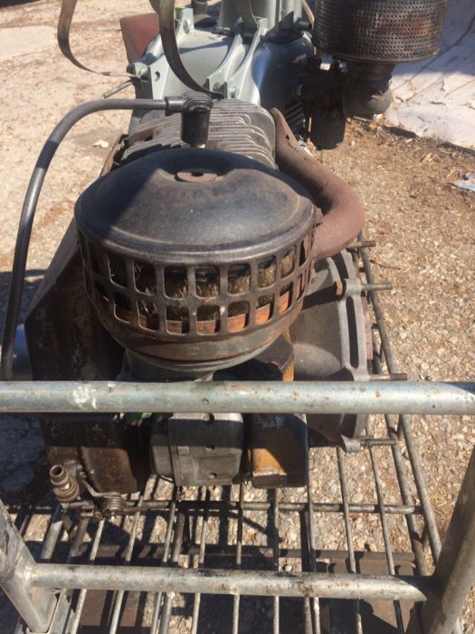 Продавам косачки и двигатели и части за тях