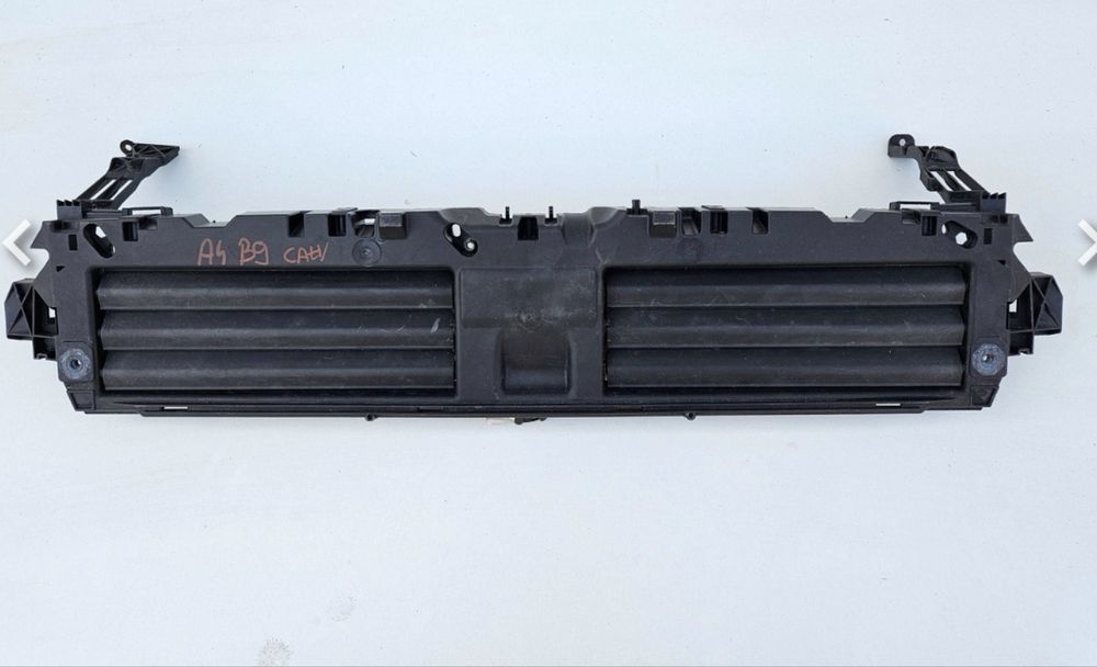 Ghidaj aer intercooler 8W0807771