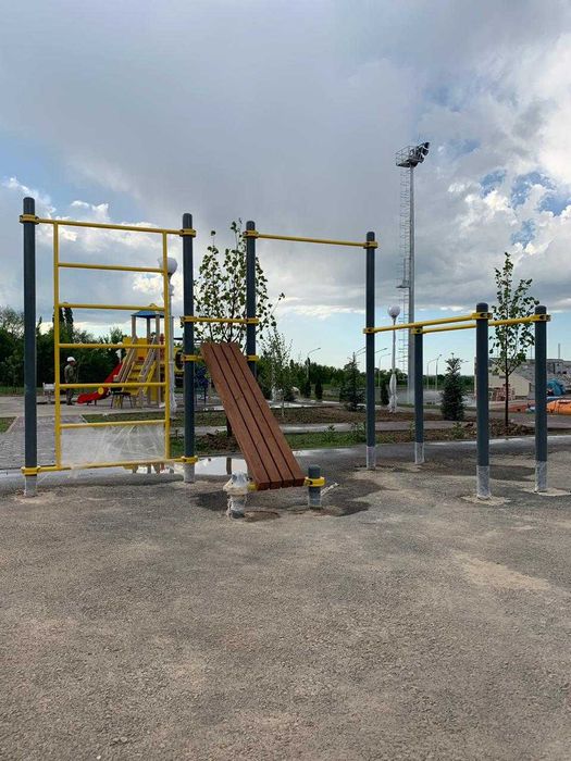 Воркаут ,тренажеры.