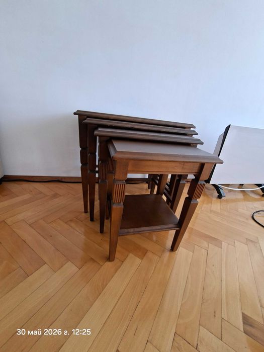 Помощни маси,качествени в добро състояние
