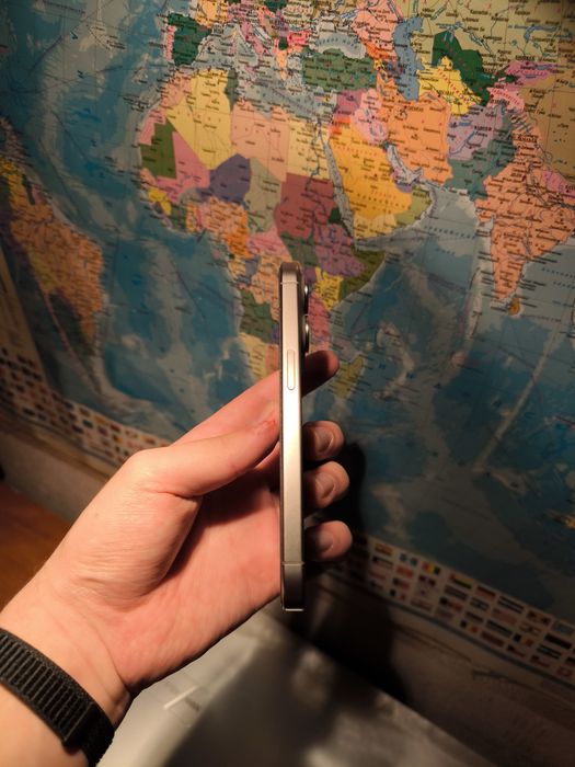 Срочно продается 15 про Iphone 128