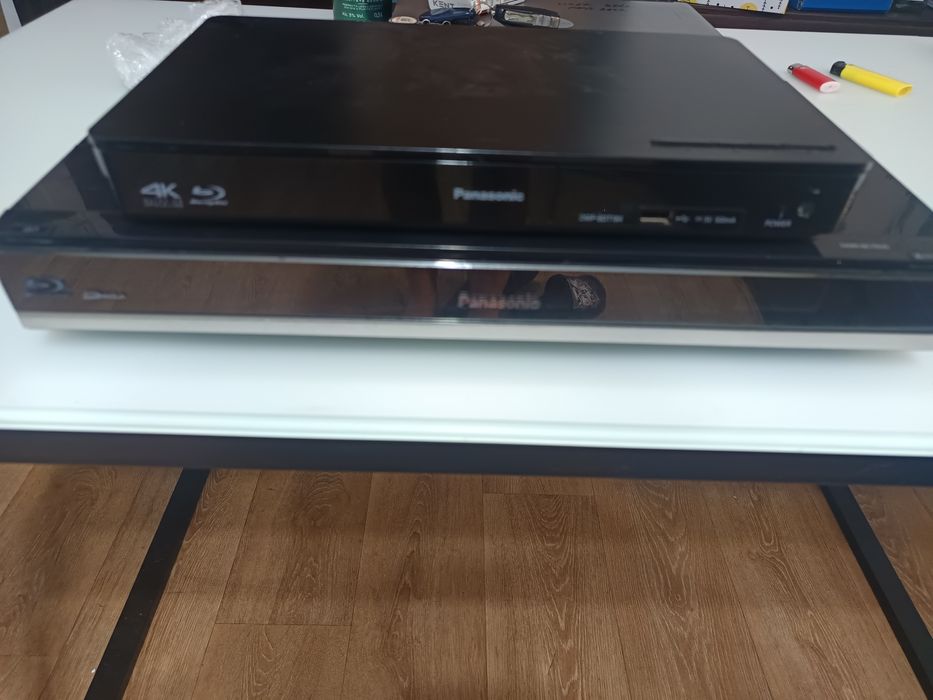 Bluray recorder Panasonic DMP-BDT184 si DMR-BTC820