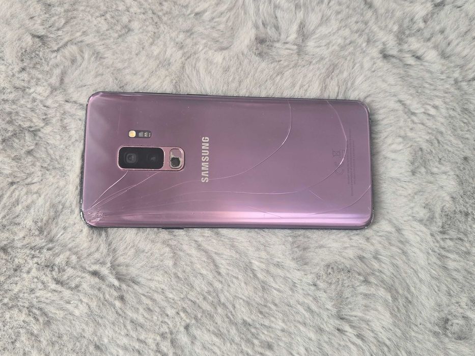 Vand Samsung Galaxy S9+ edge plus, fulbox, husa cu baterie, accesorii