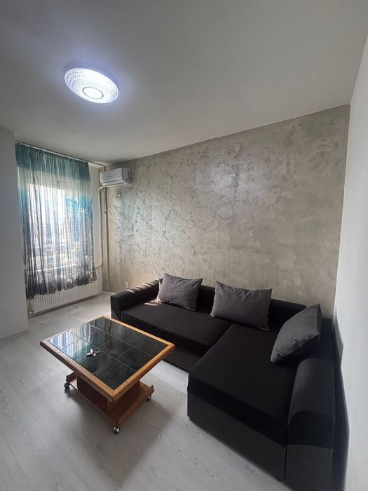 Garsoniere de inchiriat Militari Residence