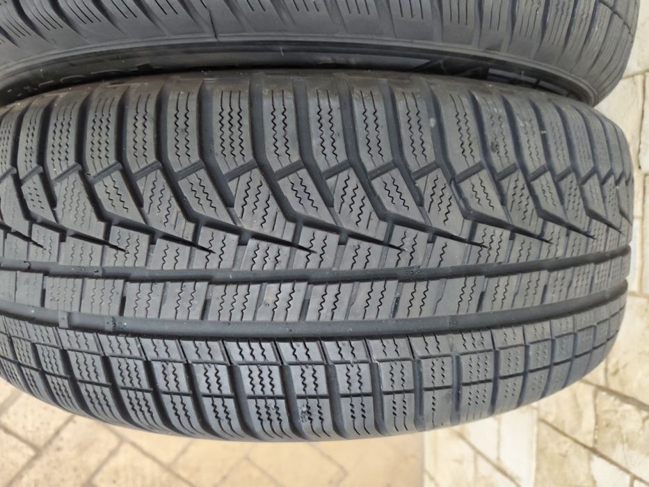 Зимни гуми Hankook 215/60/17 Winter icept Evo 2  2156017