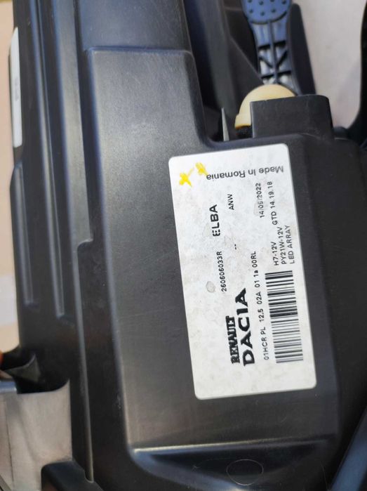 Far stanga Dacia Logan Sandero 3 Jogger 2019 2020 2021 2022