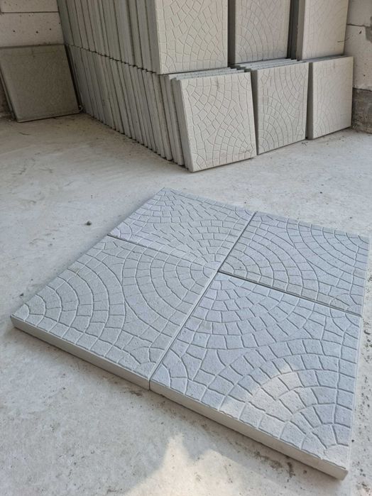Pavaj din beton.