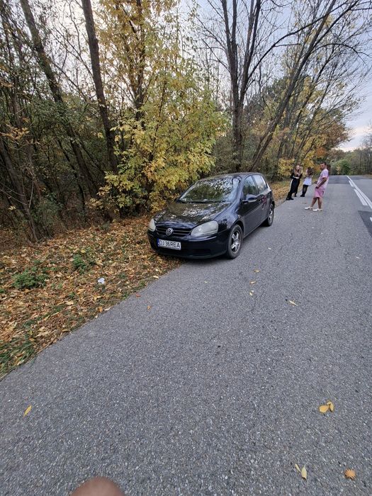 Vând golf 5  1.9 tid