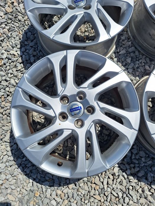 5x108.17цола 7.5j ET55. Оригинални Volvo