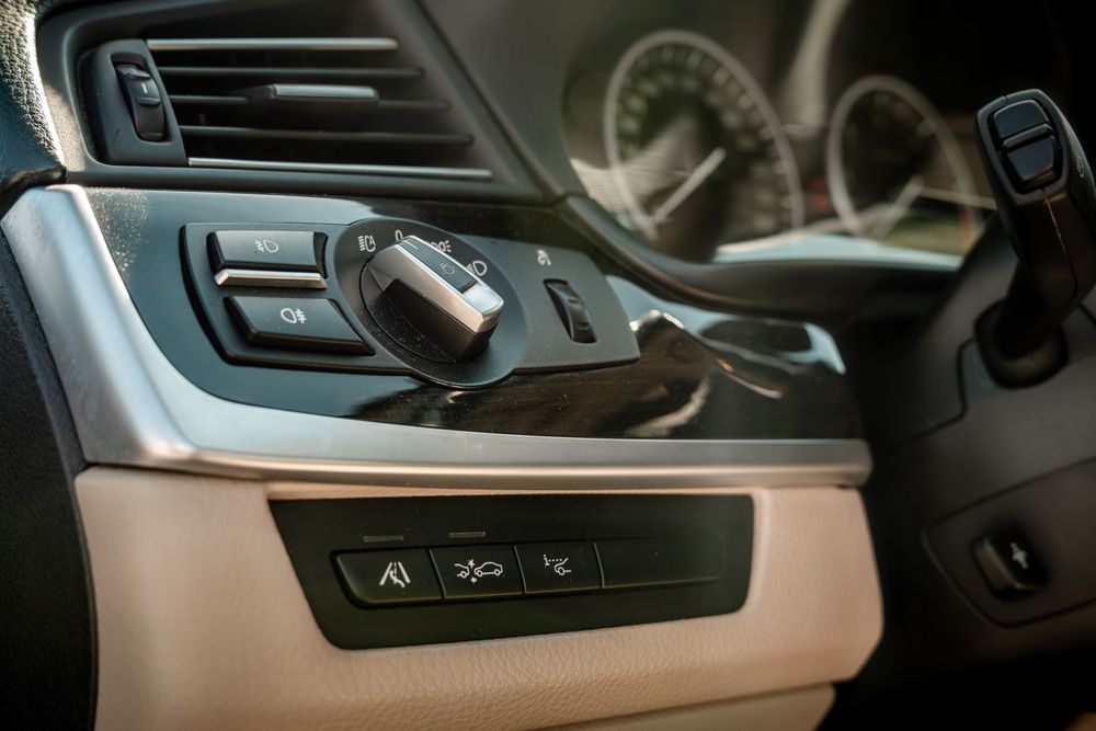 BMW  F11 2.0diesel 525 xDrive(218 CP) – Full Assist | Dotări de Top