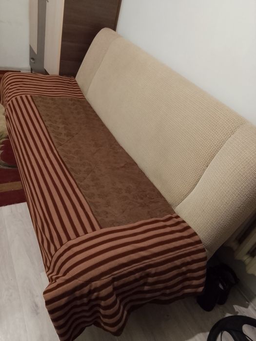 Продам диван с креслами