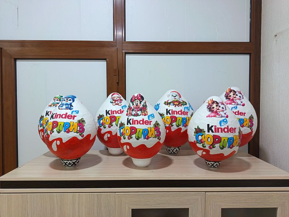 Новогодний киндер сюрприз