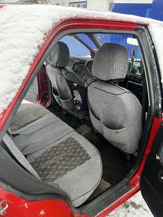 Продам мазду 323