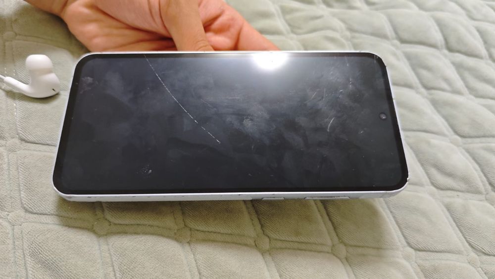 Samsung a55  white-lavander