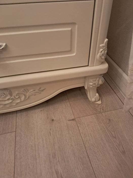 Продам бельевой комод ,дерево . Тумба .