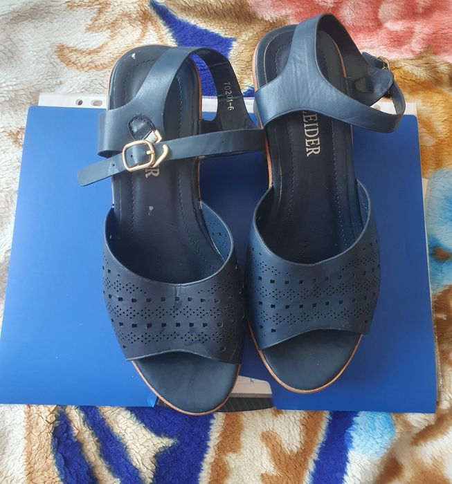 Летние босоножки