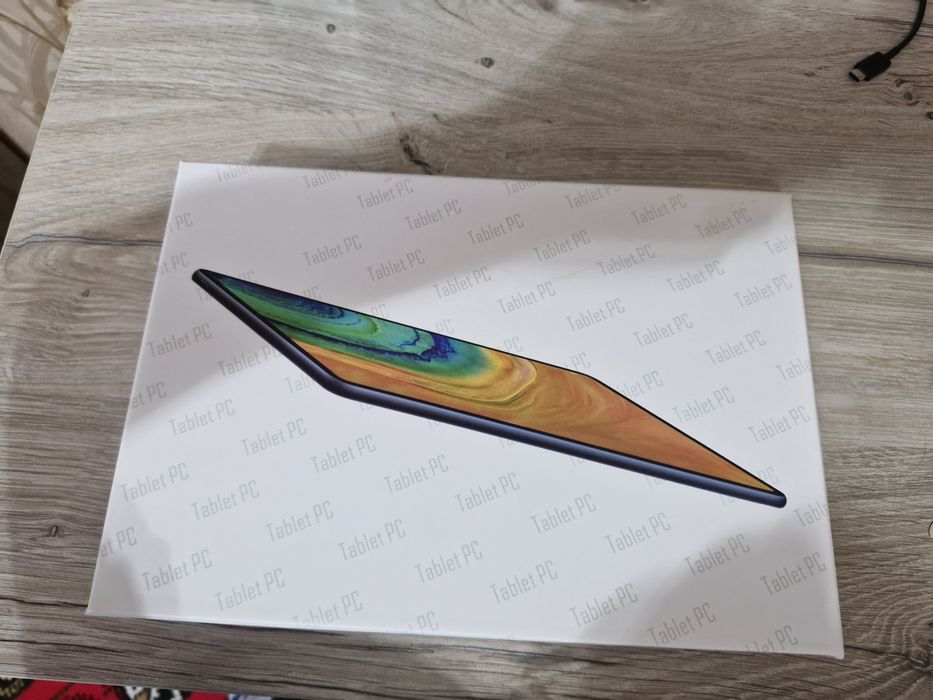 Продаю планшет цвет чёрный