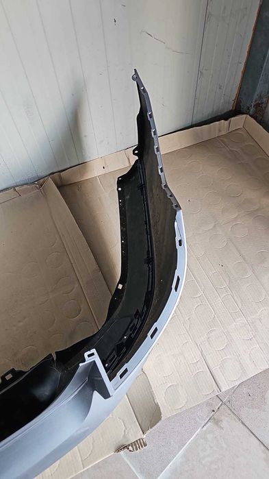 Bara fata spate. Aripa. vw passat b8 break  Si berlina bara fata trager far carenaj