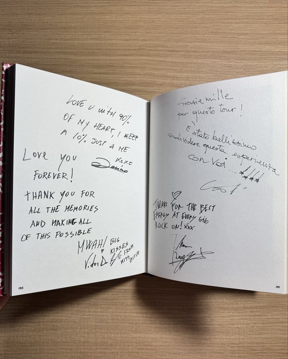 Måneskin  Rush! Are you coming? Photobook + Bonus Tracks; Монескин