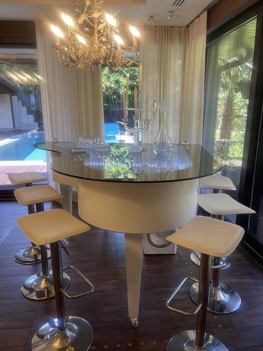 Бял роял от естествено дърво, стъкло и с електронно пиано-Yamaha