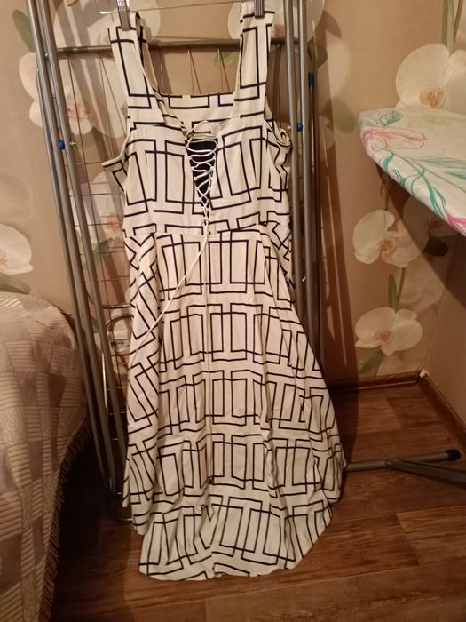 Продам платья,юбку