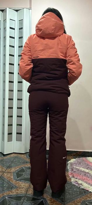 Costum.de ski .!