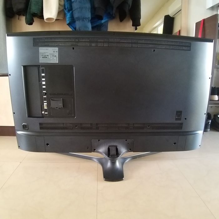 Vând smart  tv Samsung 4k 130cm