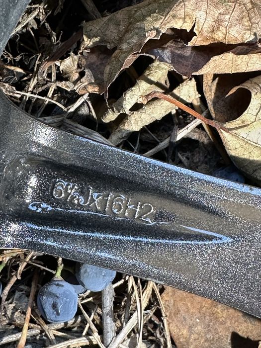 Продам титановые диски R16