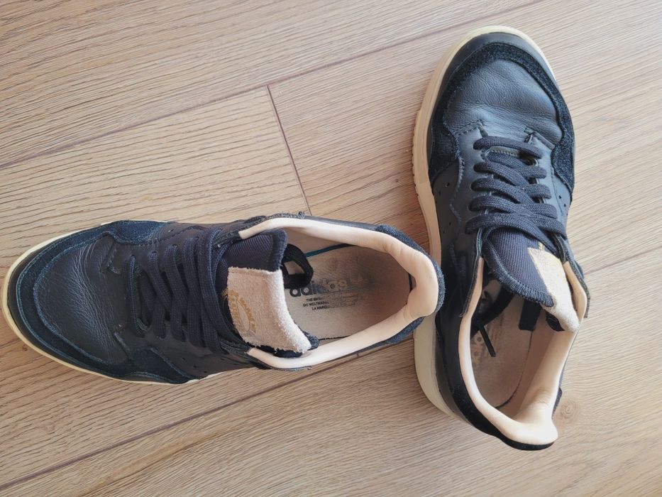 Adidasi Adidas marimea 36