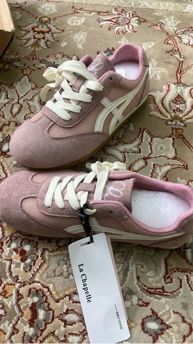 Кроссовки летние