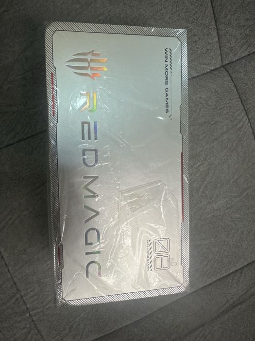 Продается телефон ZTE Nubia  REDMAGIC 8 Pro