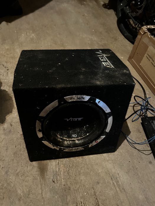 Subwoofer de vanzare