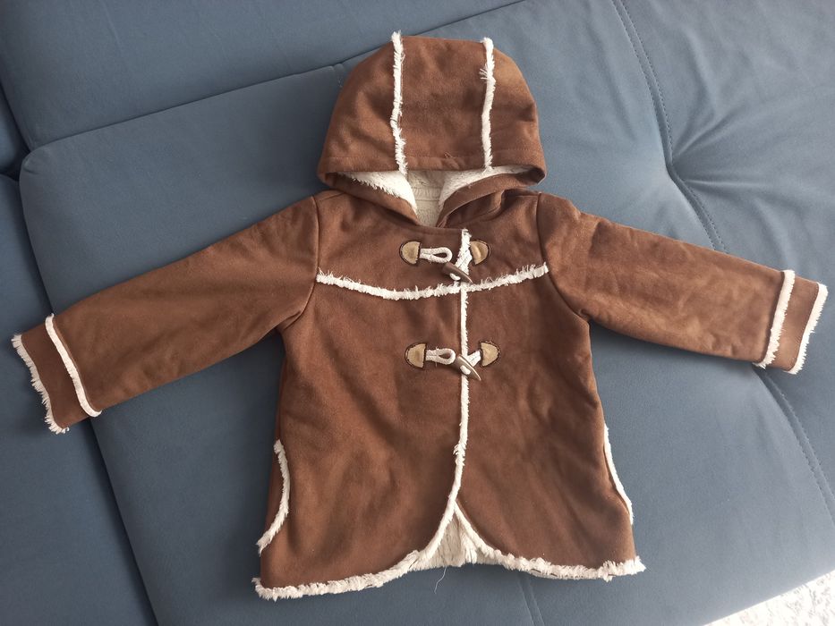 Лёгкая пальто-дубленка детская