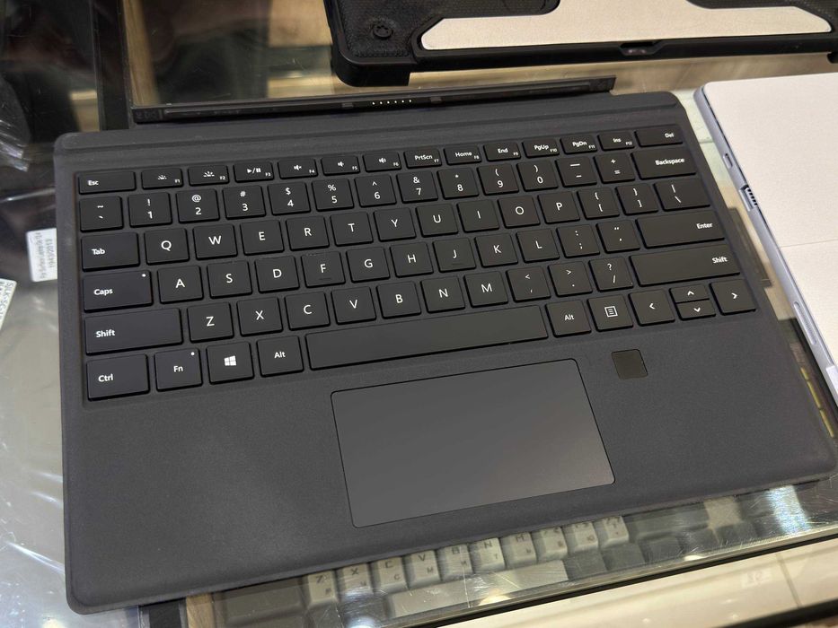 SURFACE PRO 7+ CORE i5-1135G7 ram 8 ssd 256 Сенсорный