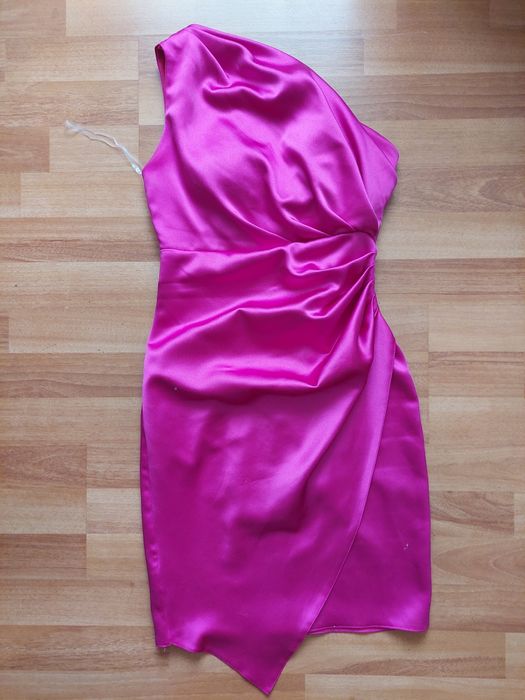 Rochie satin roz