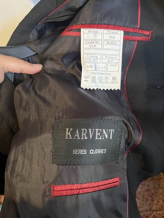 Продам костюм тройка 8-9 лет