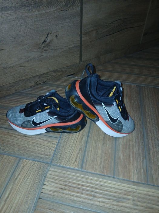 Домски маратонки Nike