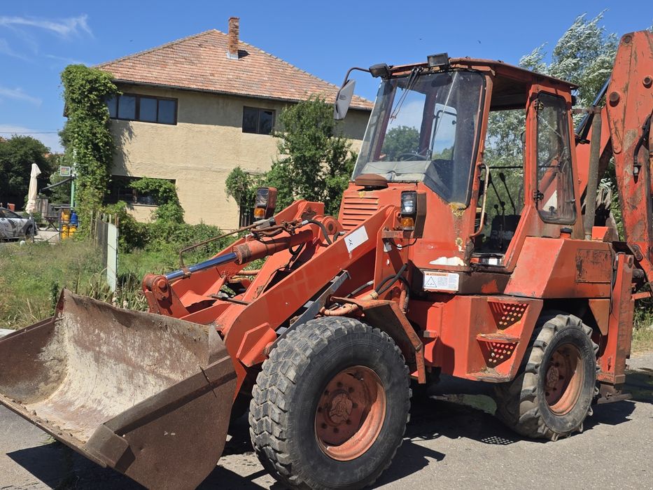 Buldoexcavator Fai 590 articulat